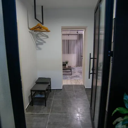 Style And Shine Sunrise Апартаменты *