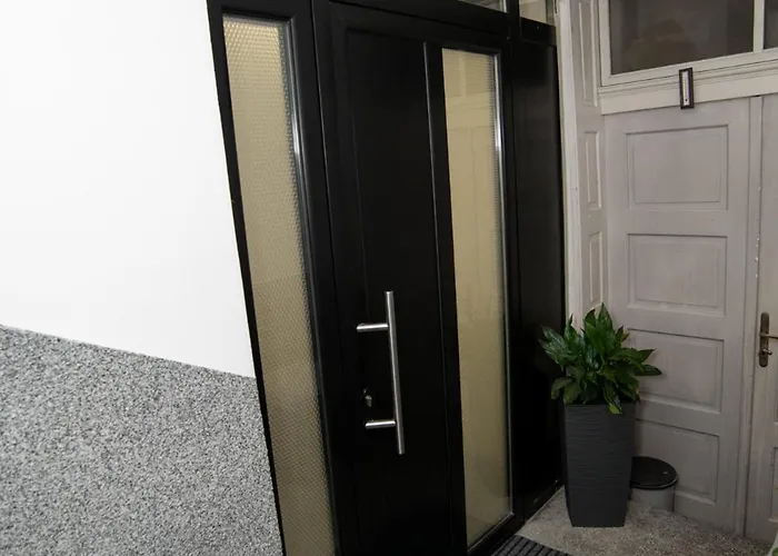 Style And Shine Sunrise شقة